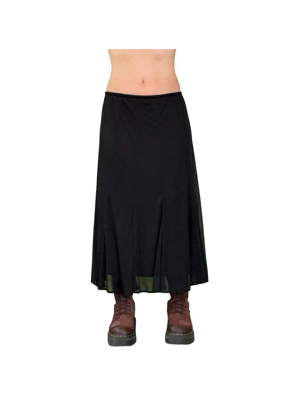 Y2K MINIMALIST TRAD GOTH SKIRT
